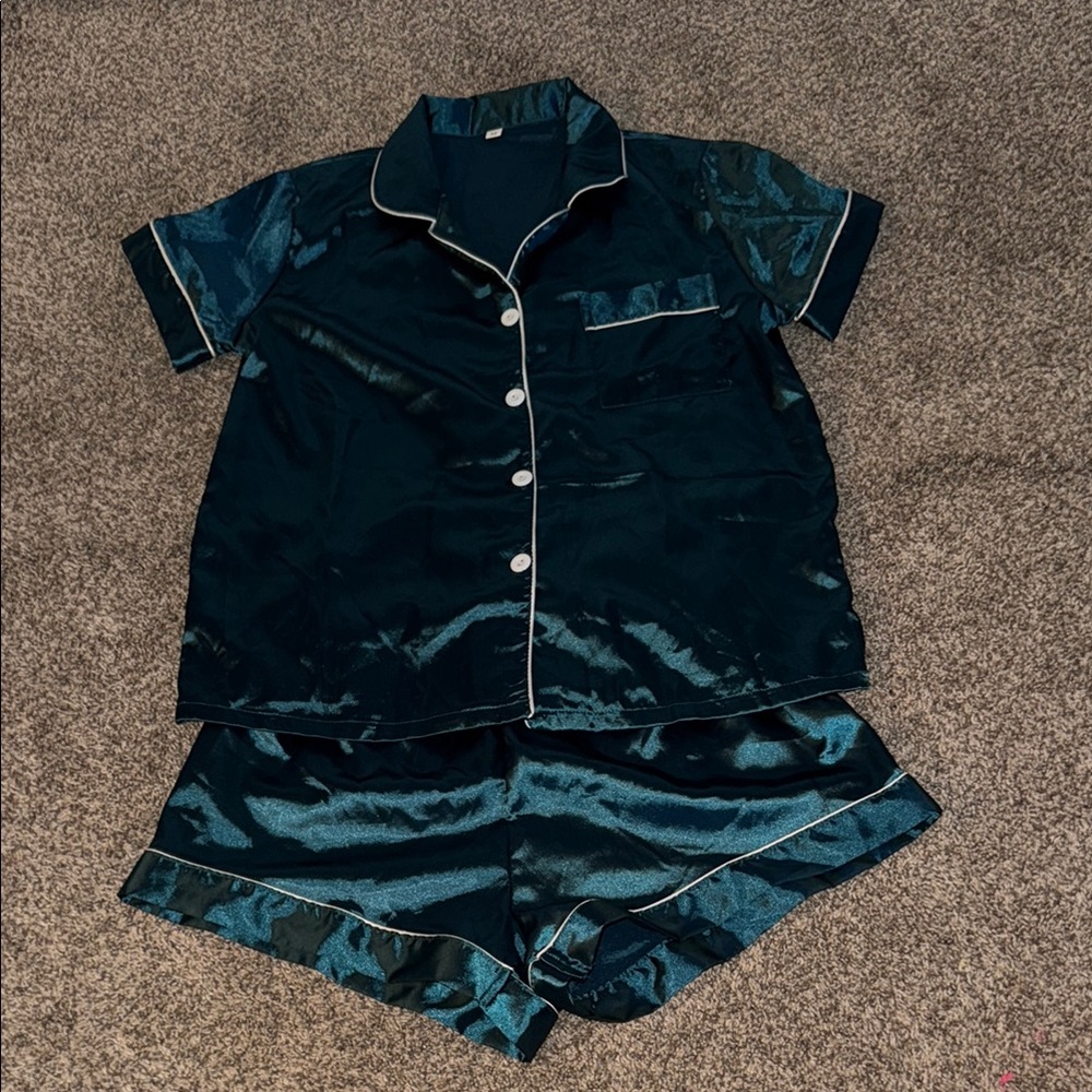 Satin Pajama Set in emerald green